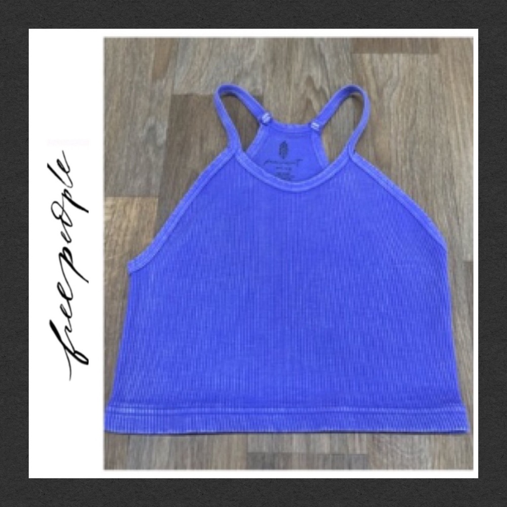 FREE PEOPLE HAPPINESS RUNS CROP - Picture 7 of 9
